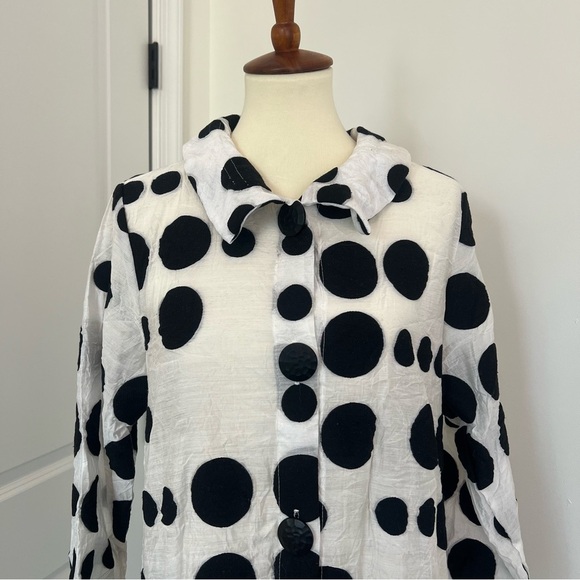 YUSHI Women’s Crinkle Print JACKET Black White Polka Dot ART TO WEAR Sz M - Picture 2 of 15